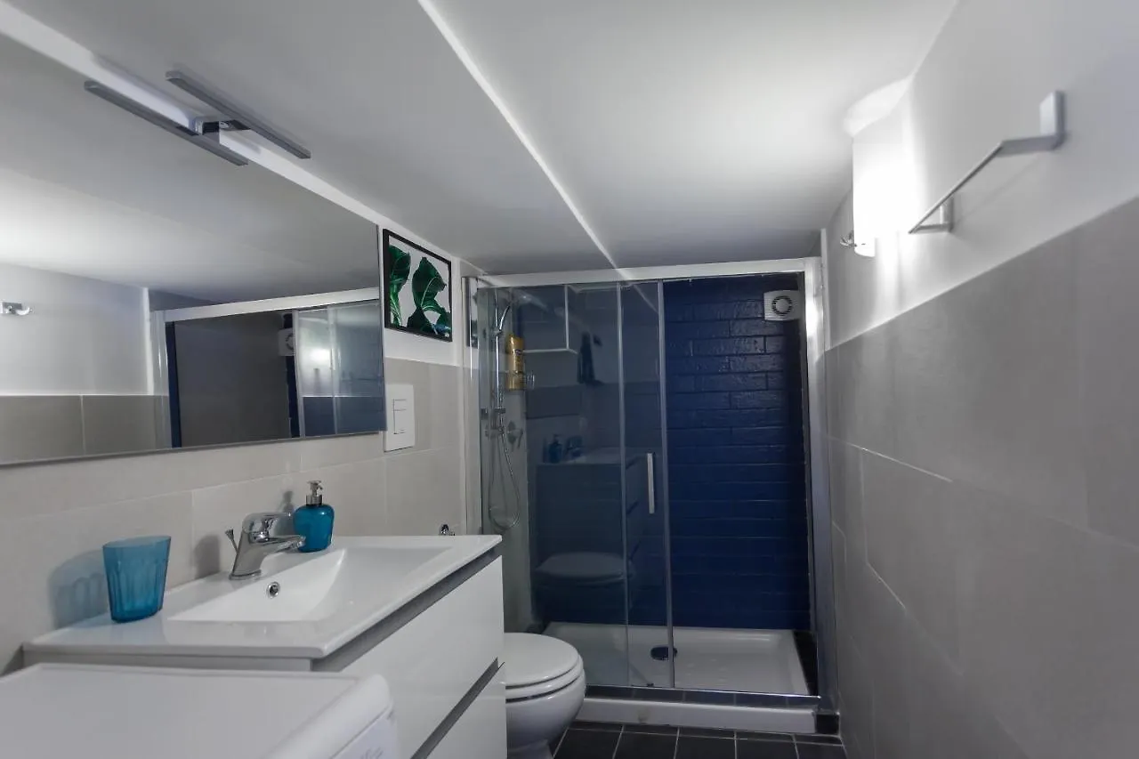 Manuela Apartments San Domenico Centro Storico Naples