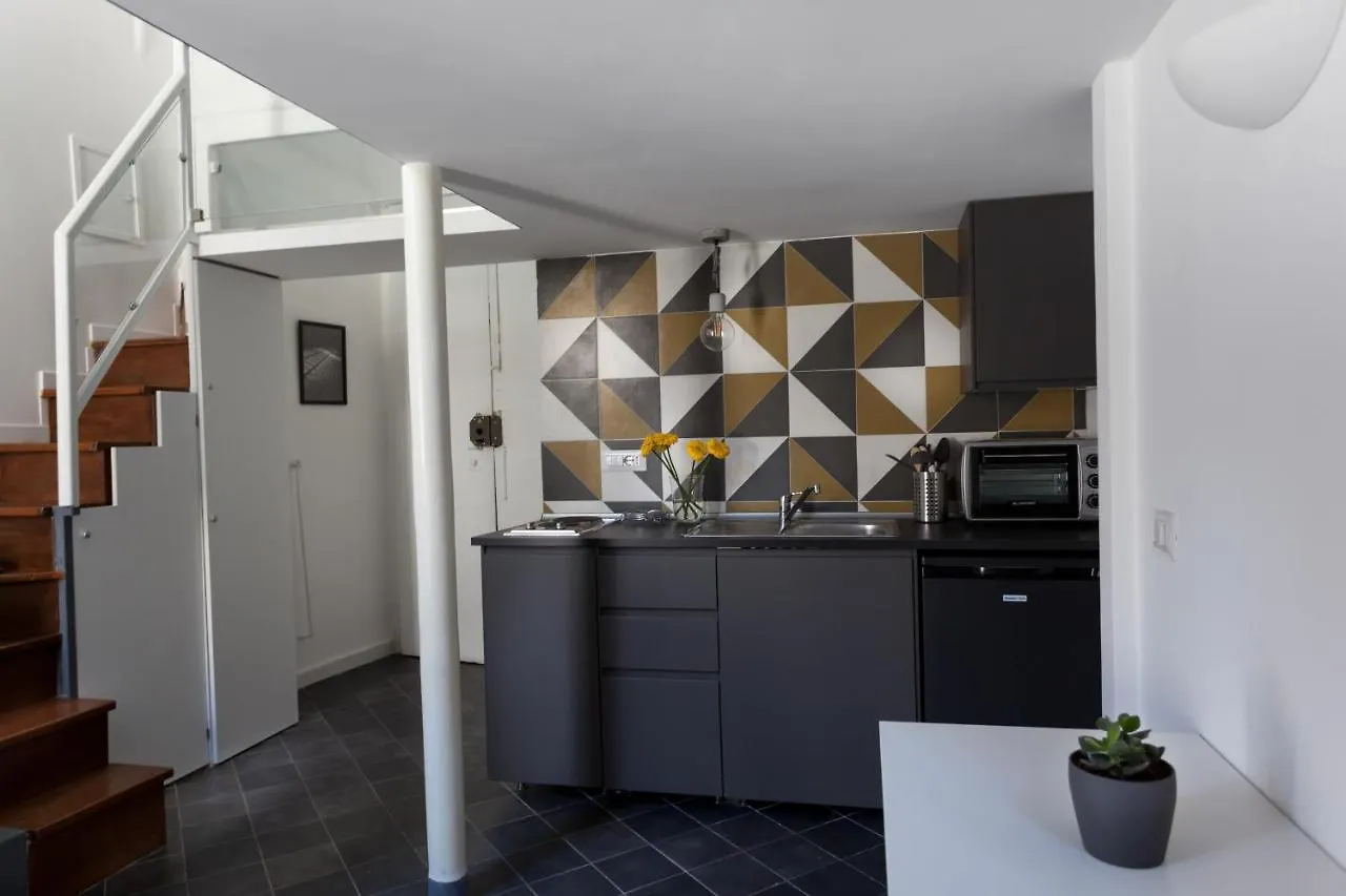 Manuela Apartments San Domenico Centro Storico Naples Italy